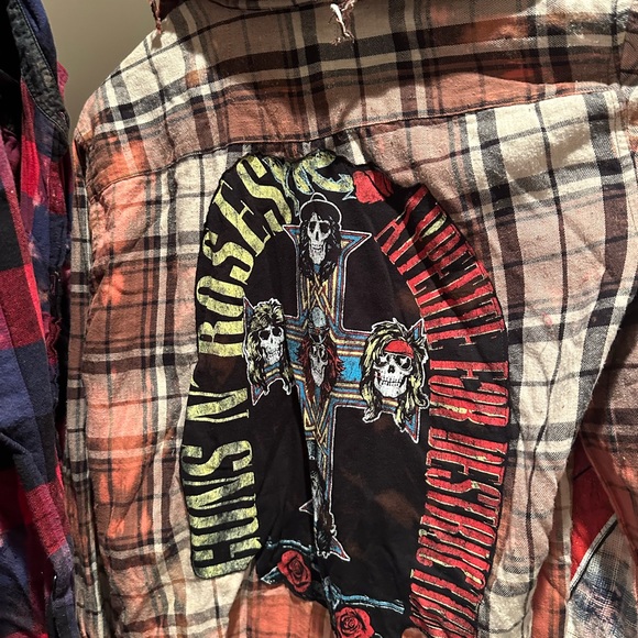 Two Gypsea Souls Flannels - Picture 5 of 7